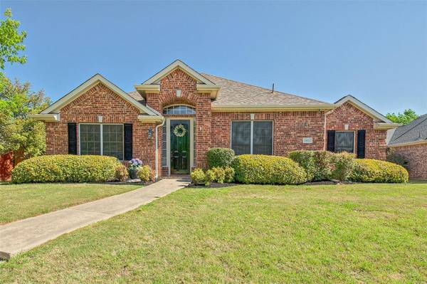 1412 Grimes Drive, Carrollton, TX 75010