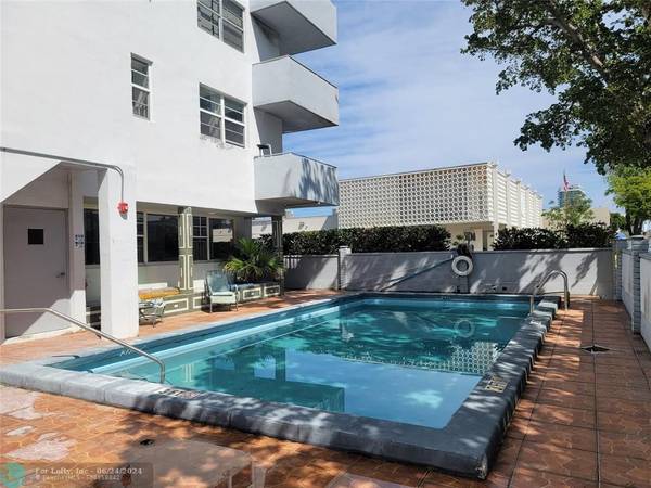 Miami Beach, FL 33141,1145 Normandy Dr  #206