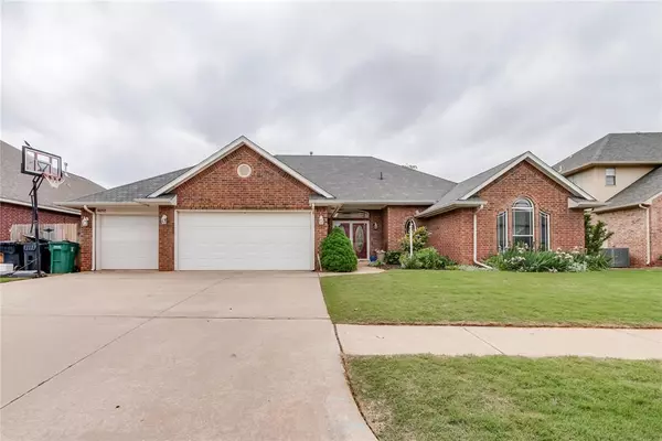 9212 SW 26th Street, Oklahoma City, OK 73128