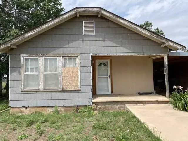 1237 Elm Street, Colorado City, TX 79512