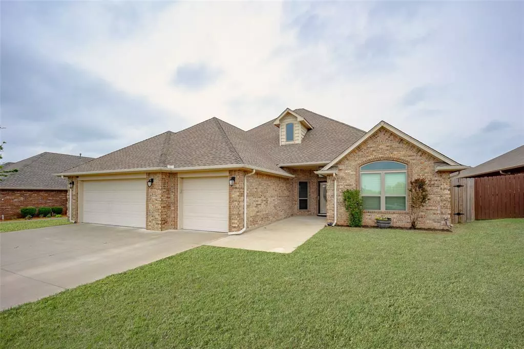 Moore, OK 73160,2409 SE 12th Street