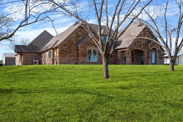 106 Proctor Lane,  Decatur,  TX 76234