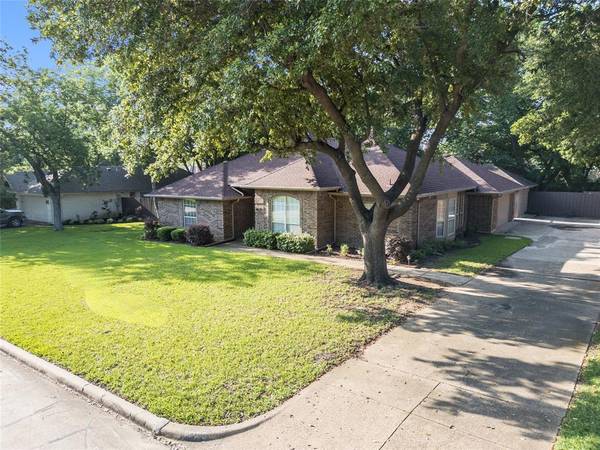 Grand Prairie, TX 75052,1315 Dahlia Drive