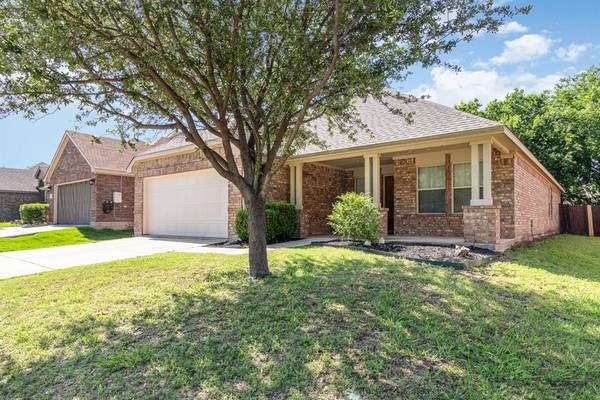 2132 Jonathan Creek Drive, Little Elm, TX 75068