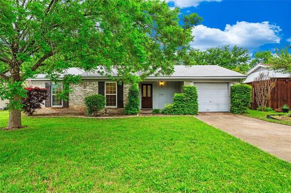 1122 Saturn Drive, Cedar Hill, TX 75104