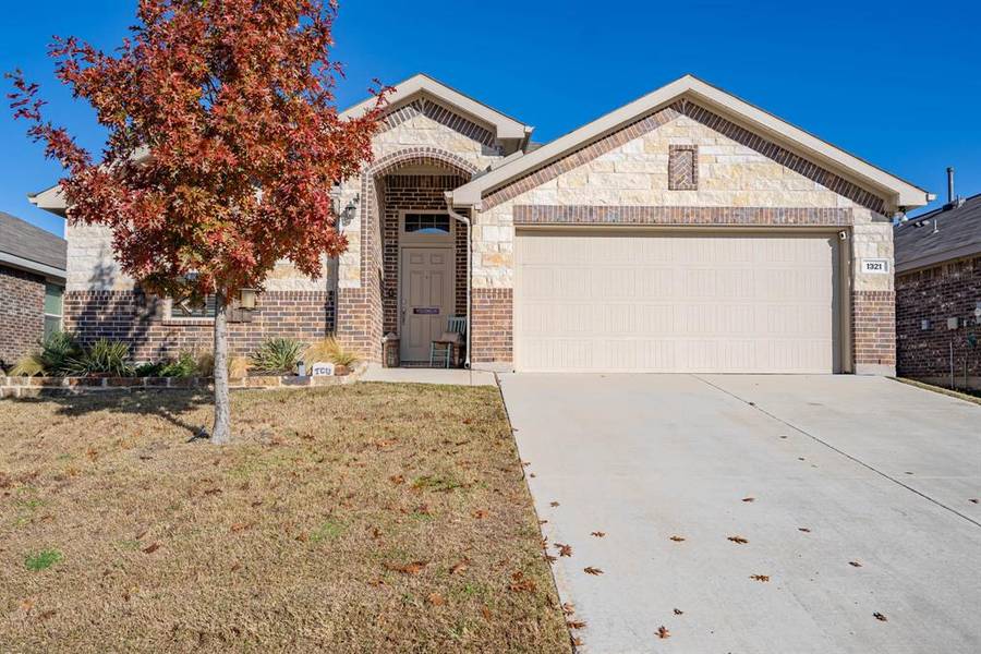 1321 Trumpet Drive, Fort Worth, TX 76131