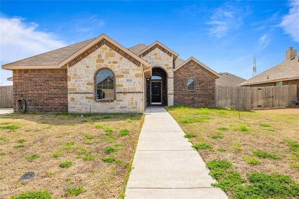 604 Long Prairie Drive, Royse City, TX 75189