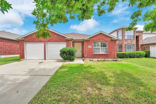 3004 Vicksburg Lane, Fort Worth, TX 76123