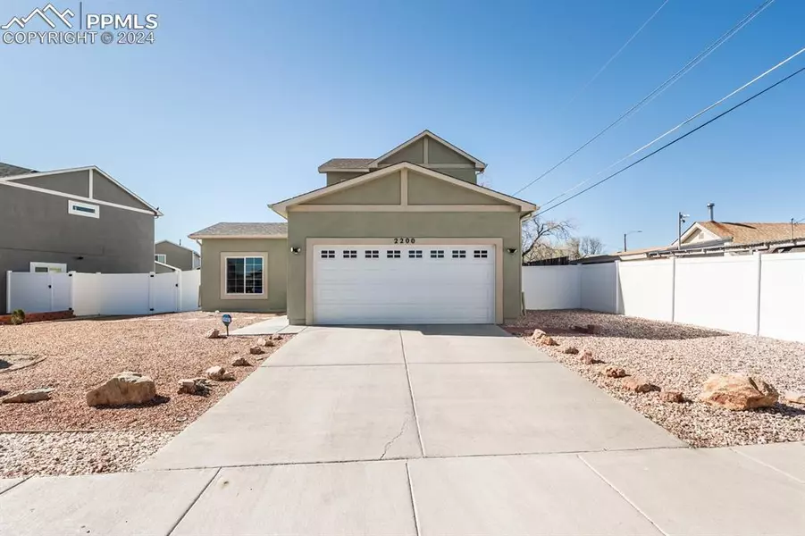 2200 O'Neal AVE, Pueblo, CO 81004