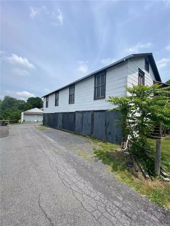 Lower Saucon Twp, PA 18015,2047 Schwab Avenue #Garage