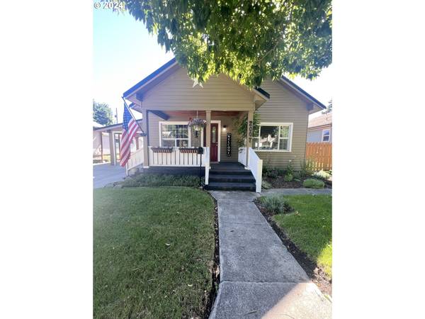 2007 OAK ST, La Grande, OR 97850