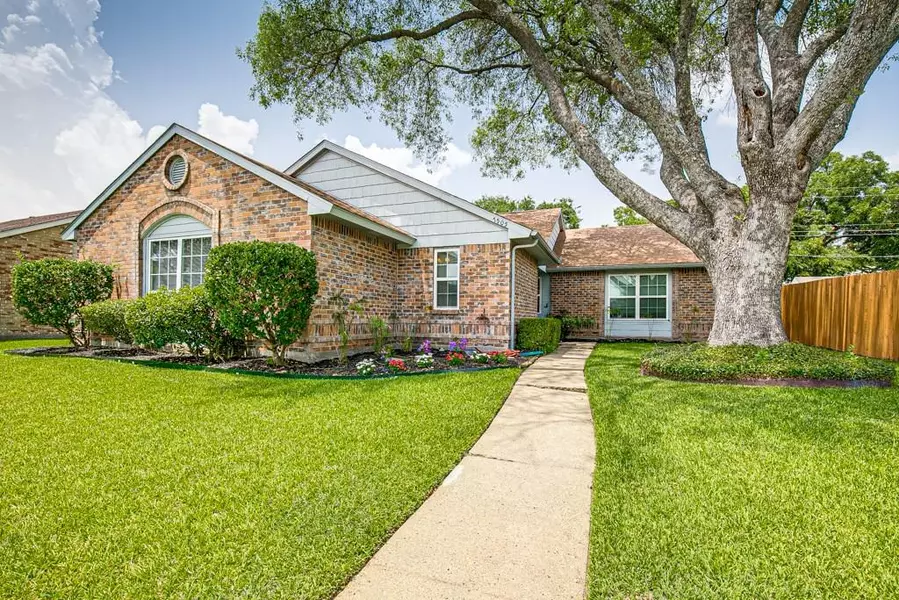 7505 Pebble Beach Drive, Rowlett, TX 75088