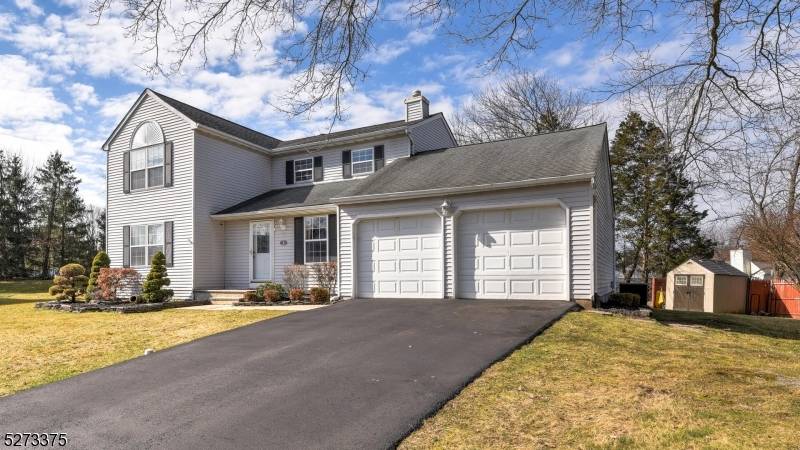 8 Pueblo Trl, Branchburg Twp., NJ 08876