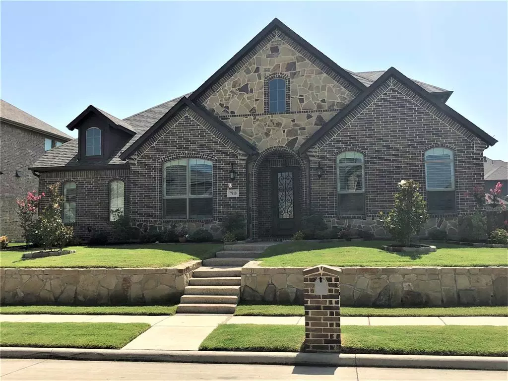 Sachse, TX 75048,7810 Fallbrook Drive