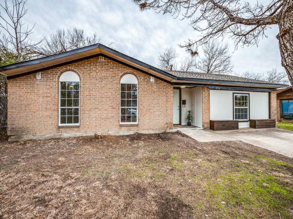 8950 Shorelark Drive, Dallas, TX 75217