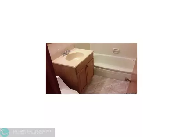 Fort Lauderdale, FL 33315,1415 SW 24TH CT