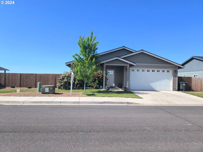 511 SE LEISEK WAY, Madras, OR 97741