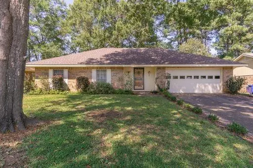 Shreveport, LA 71108,913 Chimney Rock Place