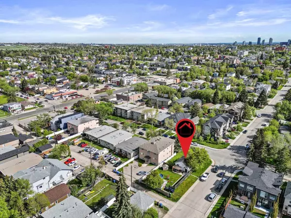 Calgary, AB T2M2K2,140 28 AVE NW