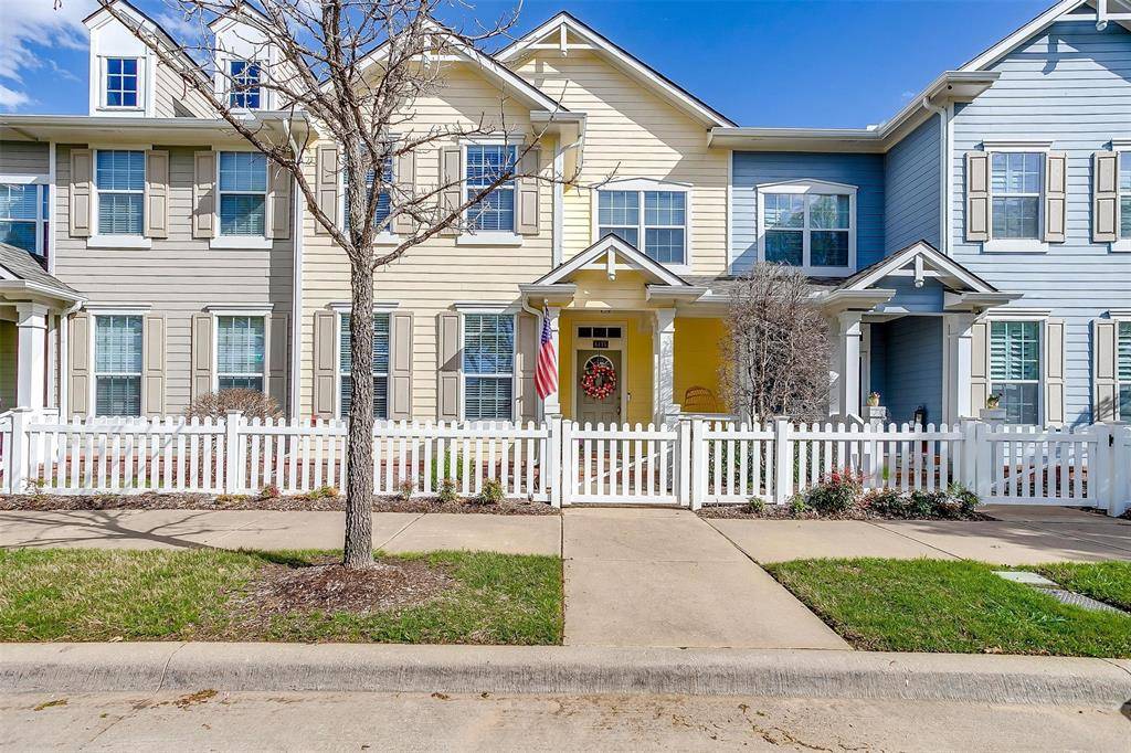 North Richland Hills, TX 76180,6144 Crescent Street