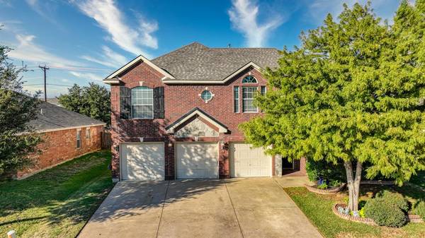 417 Buoy Drive, Crowley, TX 76036