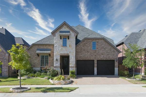 2512 Damsel Eve Drive, The Colony, TX 75056