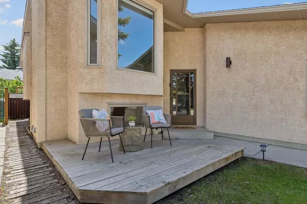 Calgary, AB T3K3X1,124 Sandringham Close