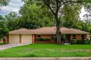 2655 Woodmere, Dallas, TX 75233