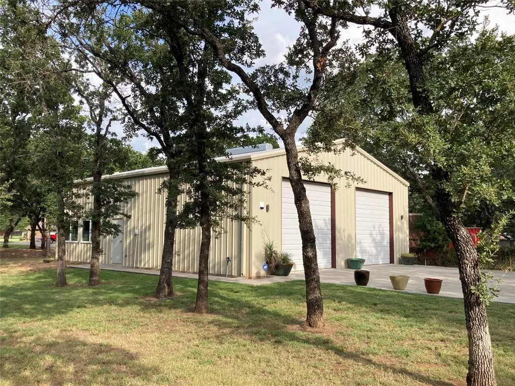 Graham, TX 76450,164 Crestwood Drive