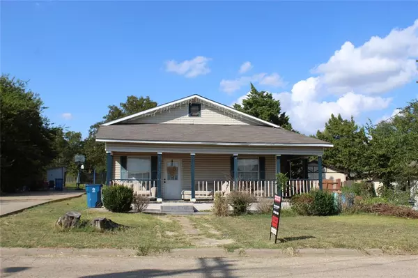 Keene, TX 76059,212 E 4th Street