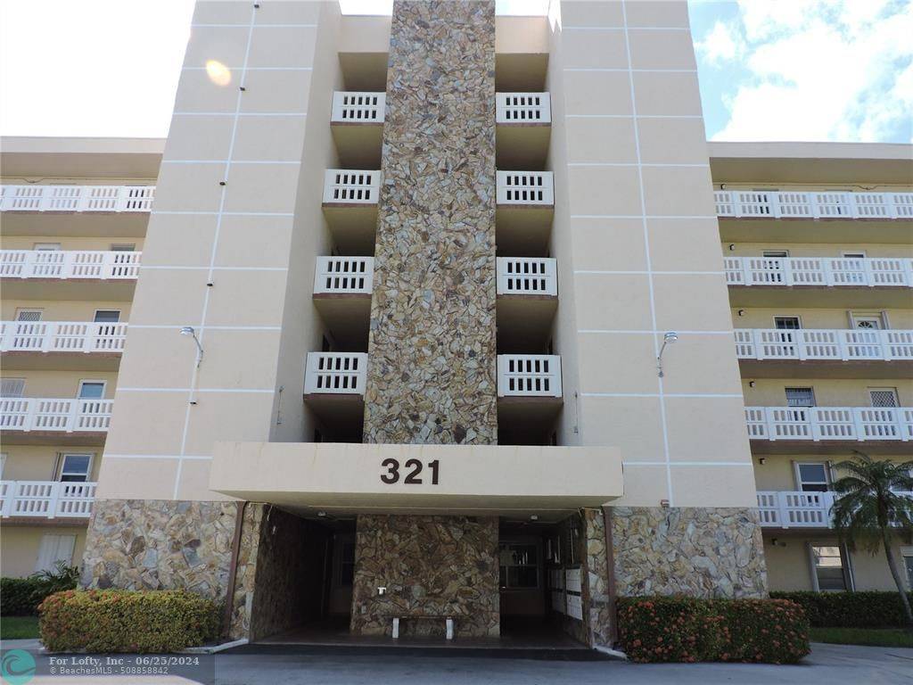 321 SE 3rd St  #505, Dania Beach, FL 33004