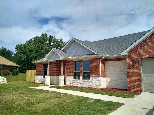 812 Jean Ray Court, Winnsboro, TX 75494