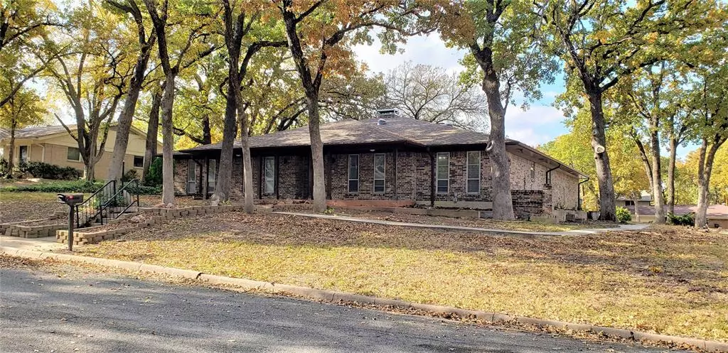 1801 Catalina Circle, Sherman, TX 75092