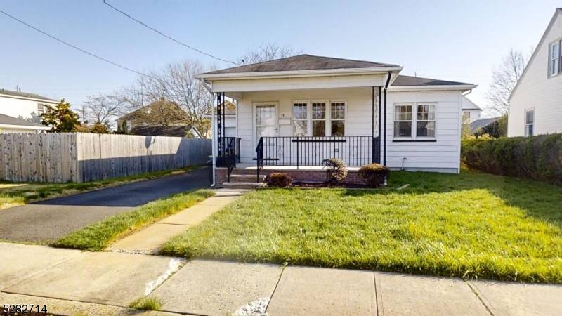 12 Jefferson St, Somerville Boro, NJ 08876