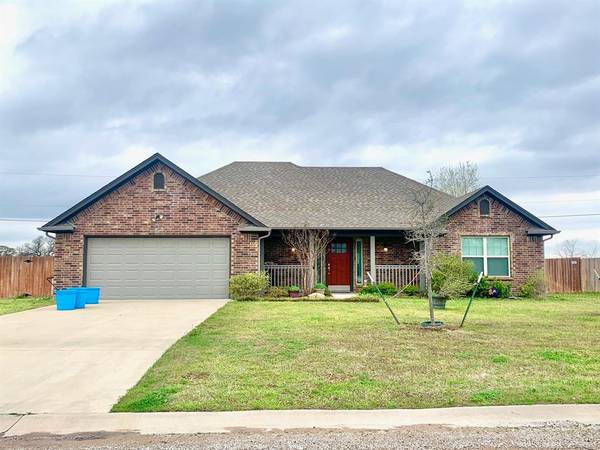 209 Ashley, Alvord, TX 76225