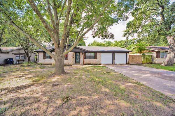 1710 Kay Avenue, Bridgeport, TX 76426