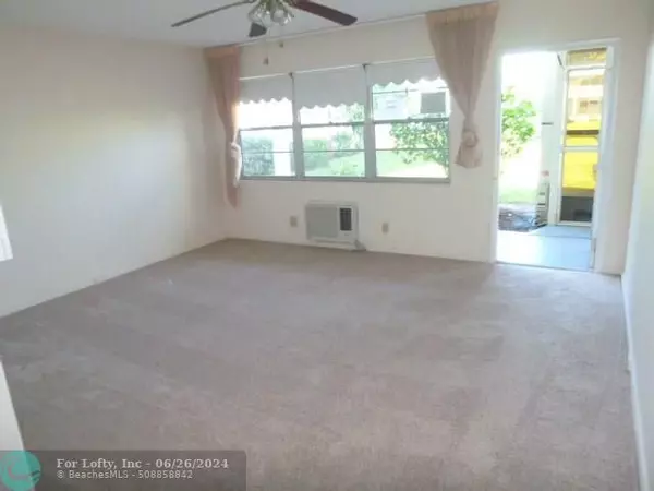 Deerfield Beach, FL 33442,103 Upminster  #103