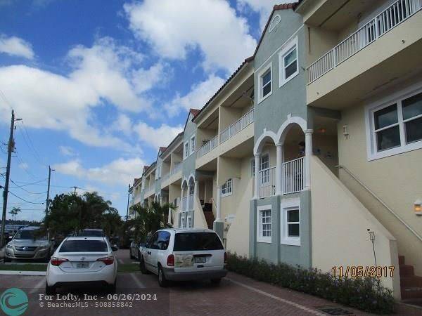 Hollywood, FL 33019,351 Virginia St  #351