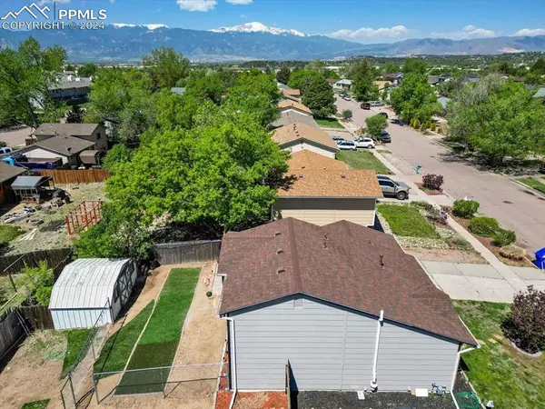 Colorado Springs, CO 80915,6795 Parkridge CT