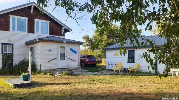 132 Railway AVENUE, Consul, SK S0N 0P0