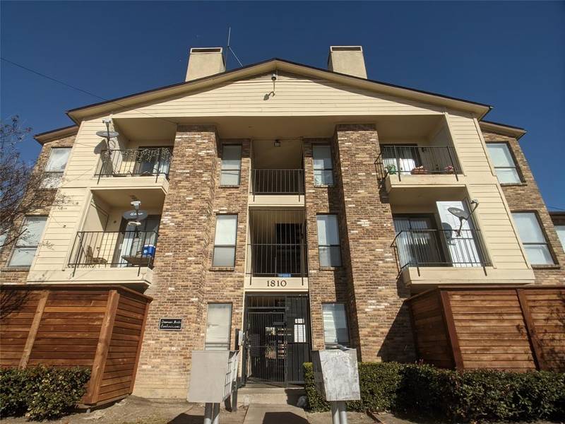 1810 N Garrett Avenue #109, Dallas, TX 75206