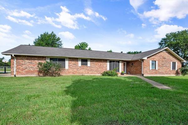 235 Ridgecrest Street,  Fairfield,  TX 75840