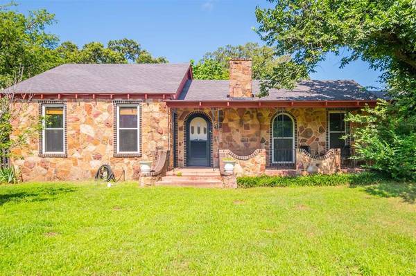 2119 NW 5th Avenue, Mineral Wells, TX 76067