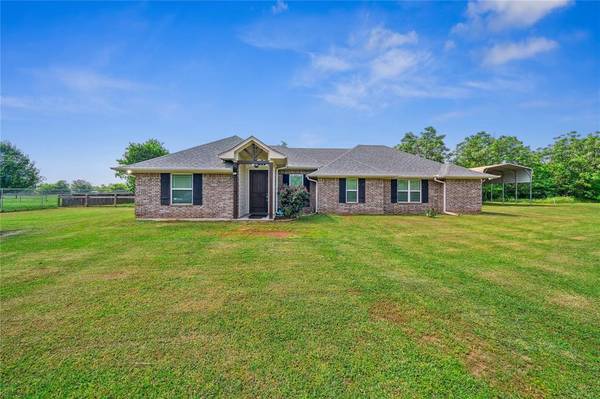 813 S Houston Street,  Bullard,  TX 75757