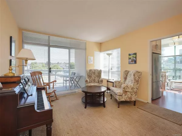 Victoria, BC V8V 4Y4,1020 View St #507