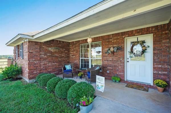 1020 Truman Circle, Springtown, TX 76082