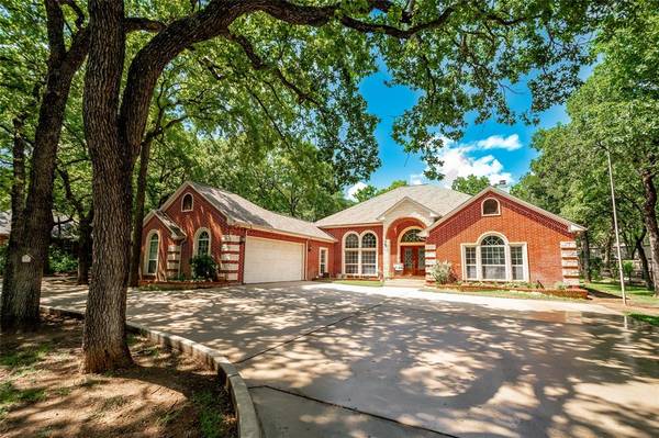 518 Post Oak Drive, Newark, TX 76071