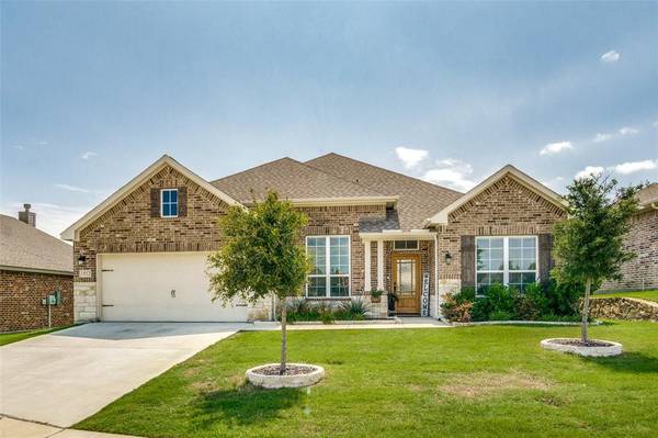 1512 Shindig Court, Weatherford, TX 76087