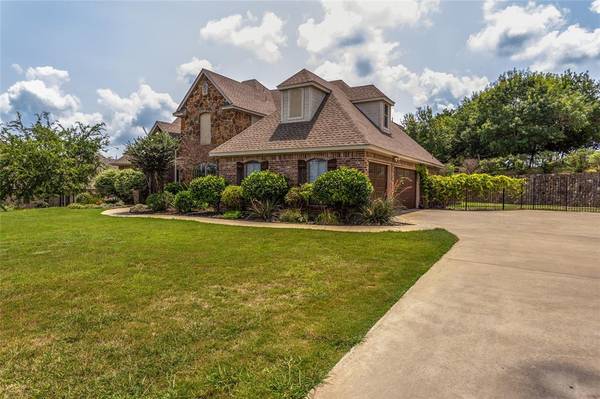 125 Wood Bend Court, Weatherford, TX 76087