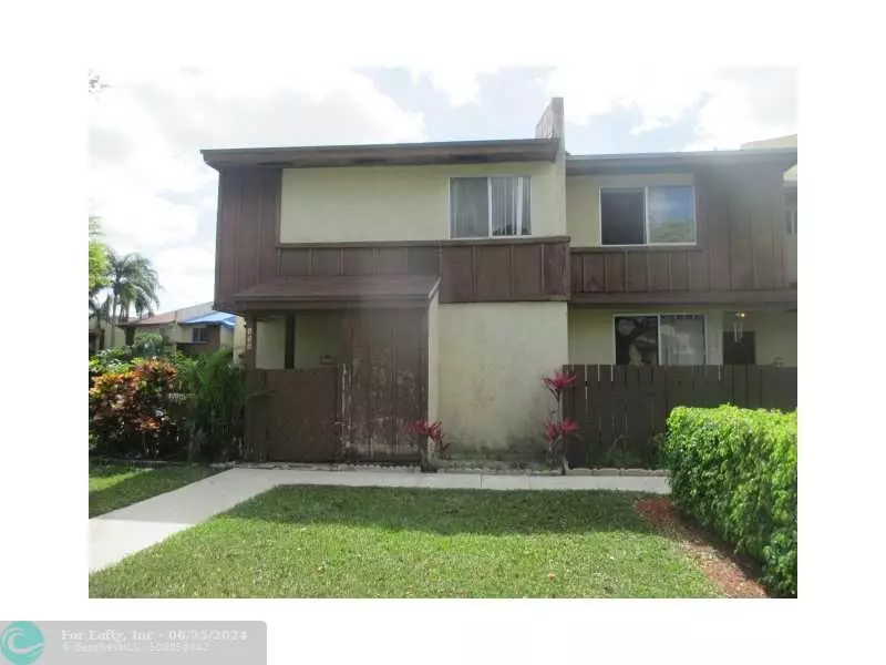 1111 Sussex Dr  #0, North Lauderdale, FL 33068